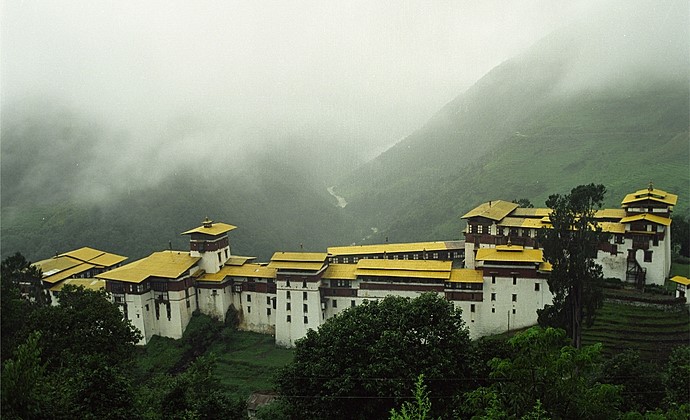 Old pic of Trongsa Dzong | Bhutan Visit